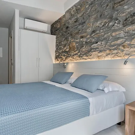 Konukevi Amanarola Manarola