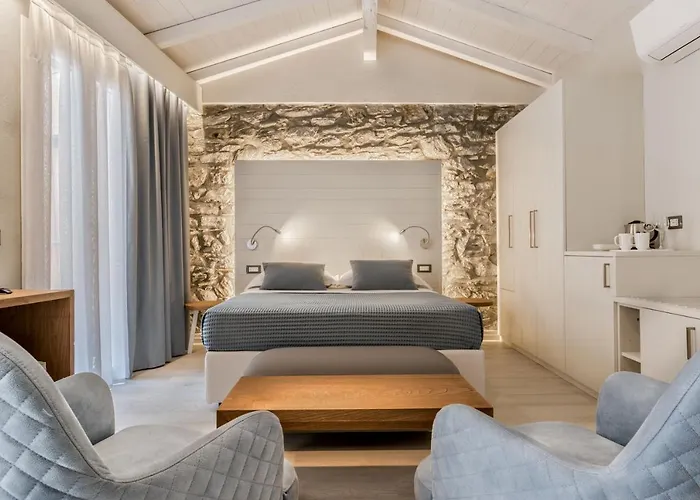 Amanarola Guest house 4*